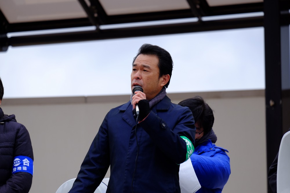 「反対する理由は四点ある」と訴える佐藤・北海道平和運動フォーラム事務局長